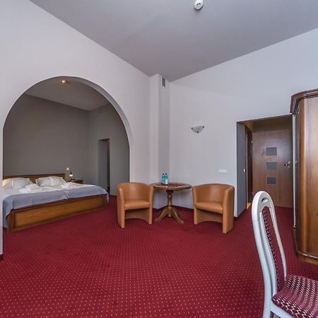 Hotel Marczewski Бельско-Бяла Экстерьер фото