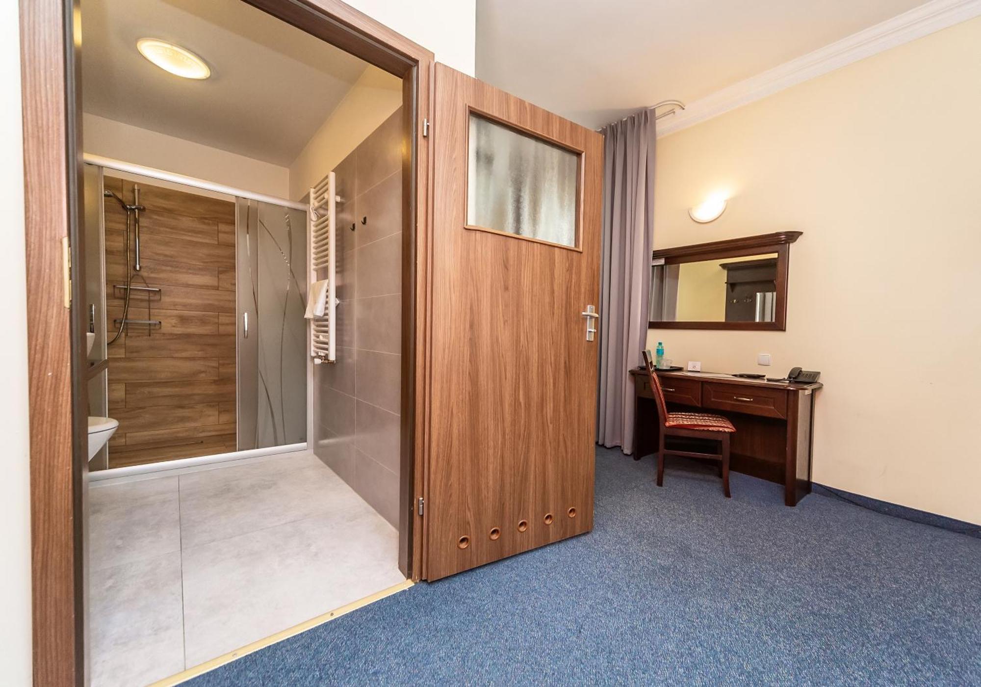 Hotel Marczewski Бельско-Бяла Экстерьер фото