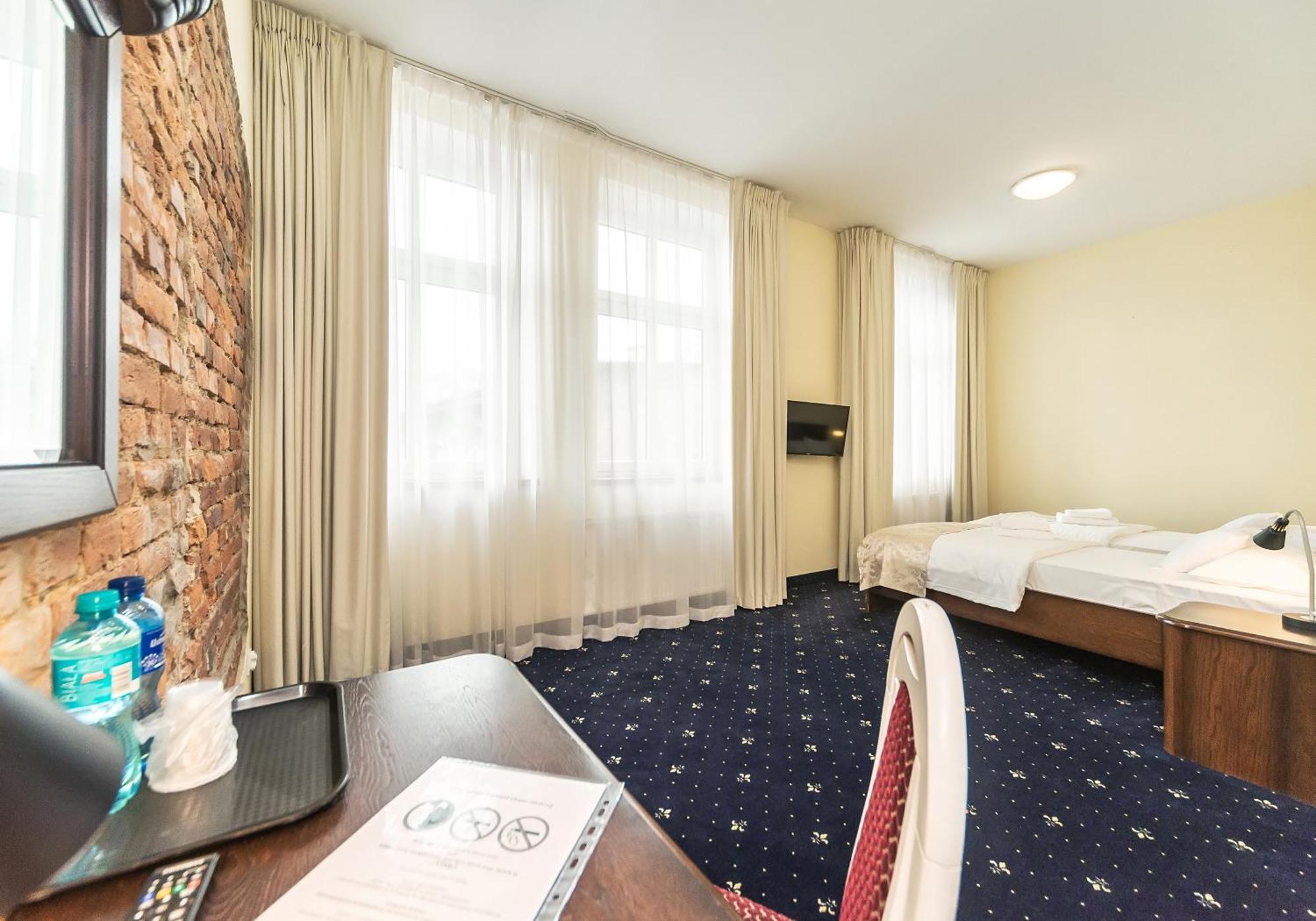 Hotel Marczewski Бельско-Бяла Экстерьер фото